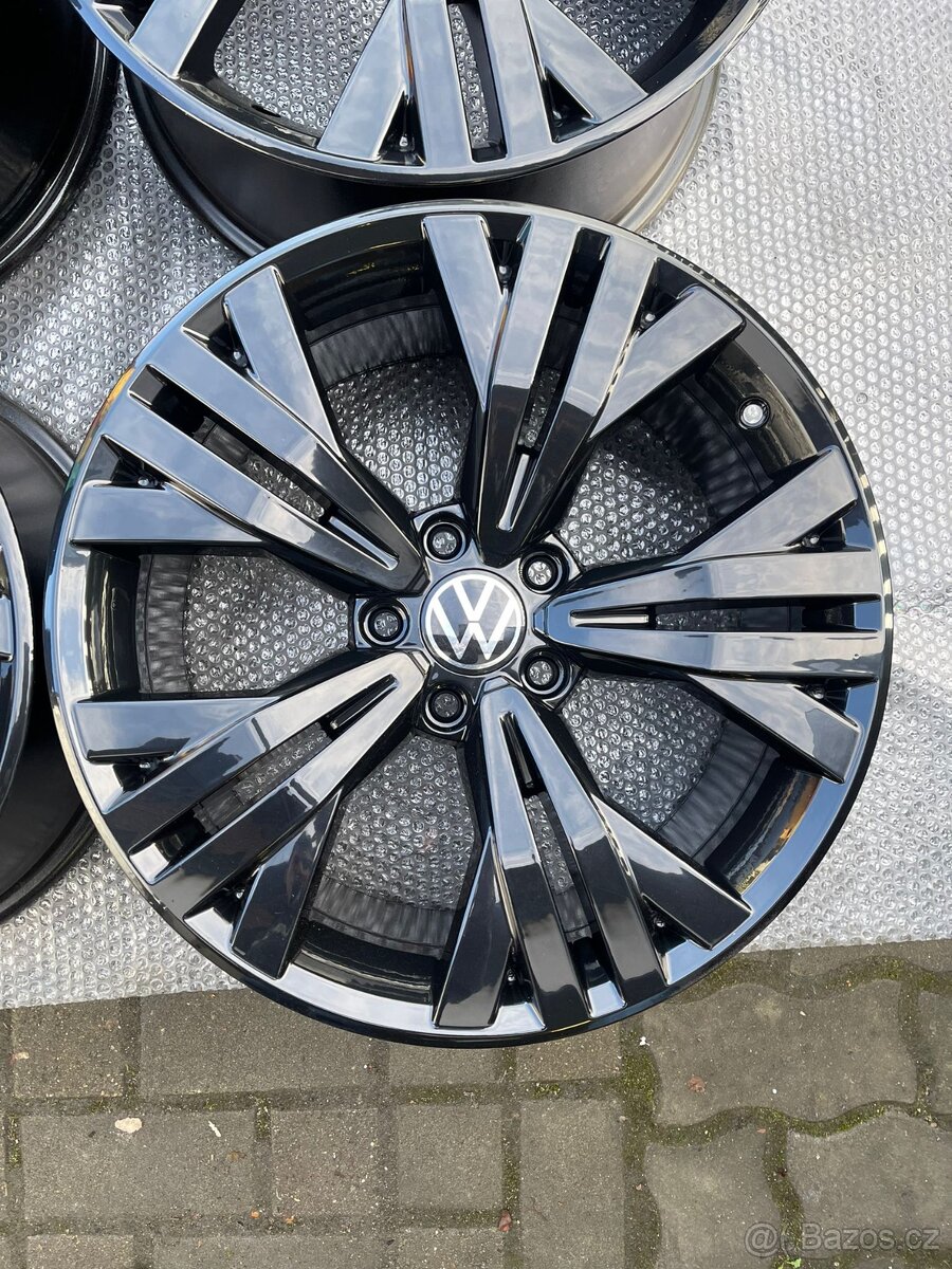 ORIGINÁL Alu Volkswagen KALAMATA R18, 5x112 - TOP STAV - 3