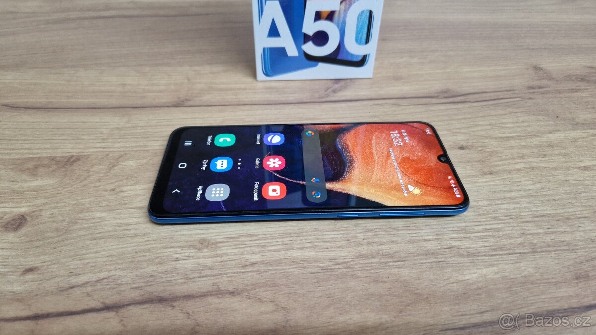 Samsung Galaxy A50 4/128GB modrý - 3