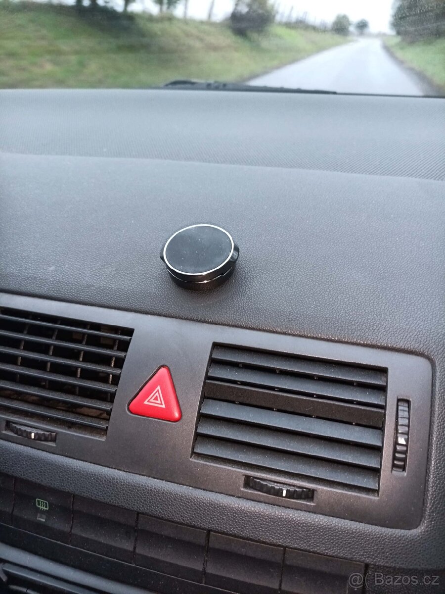 Držák na mobil do auta - 3