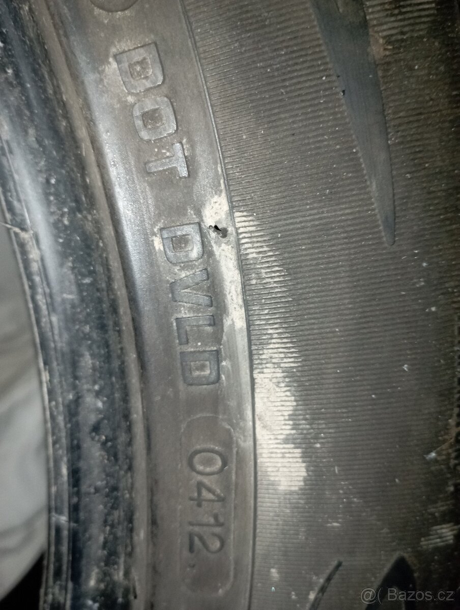 Pneu 205/55 R 17 - 3