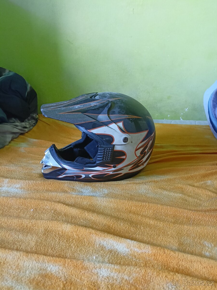Dětská helma pro 8+ - 3