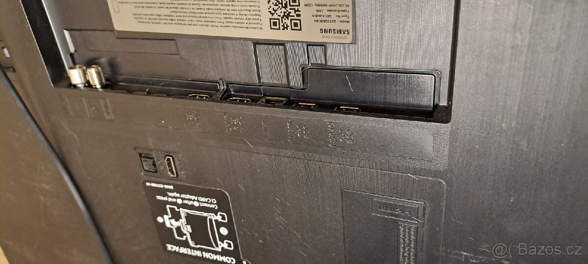 Samsung QE43Q60CAU - 3