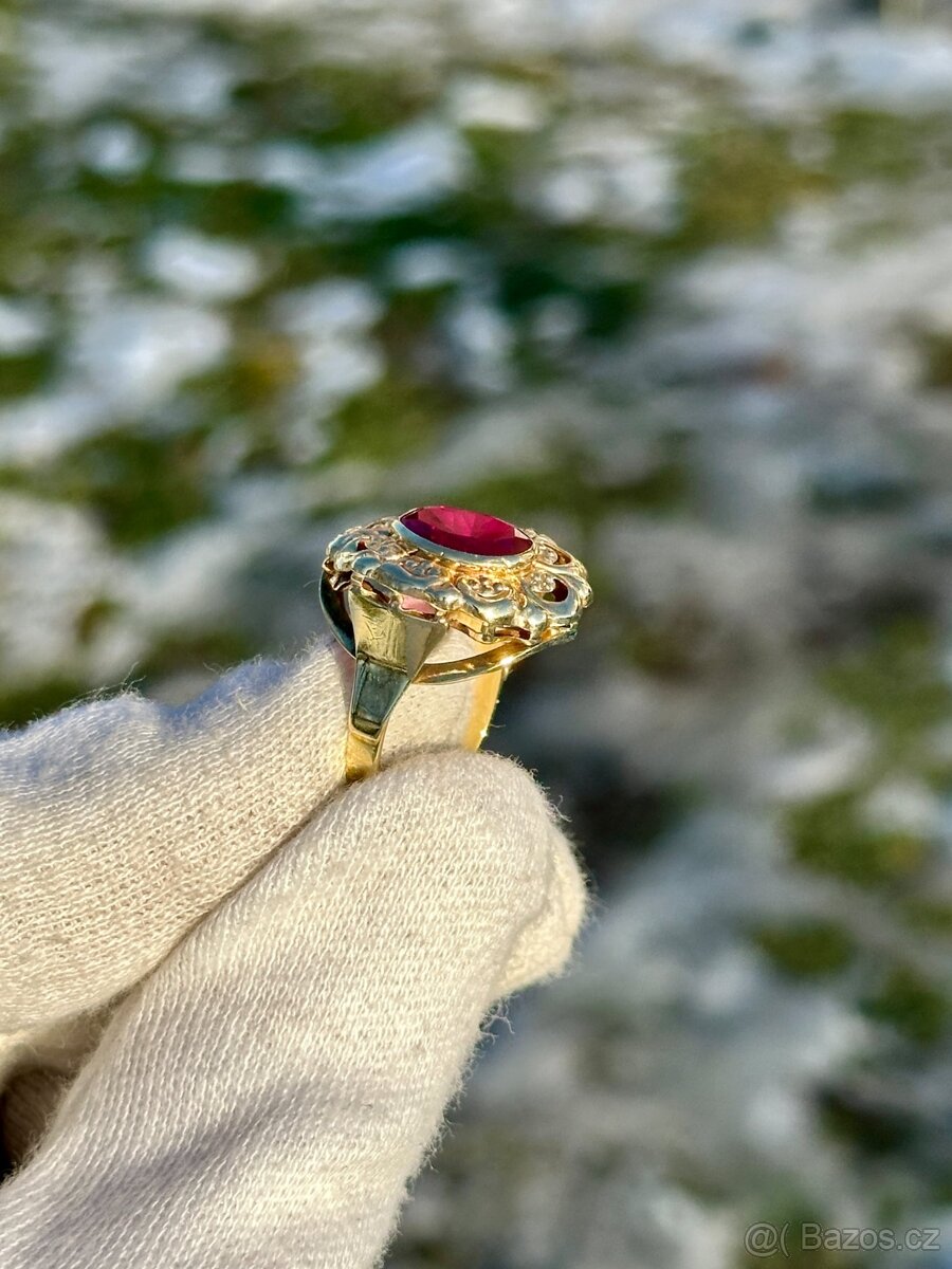 Zlatý prsten 5,23g - 3