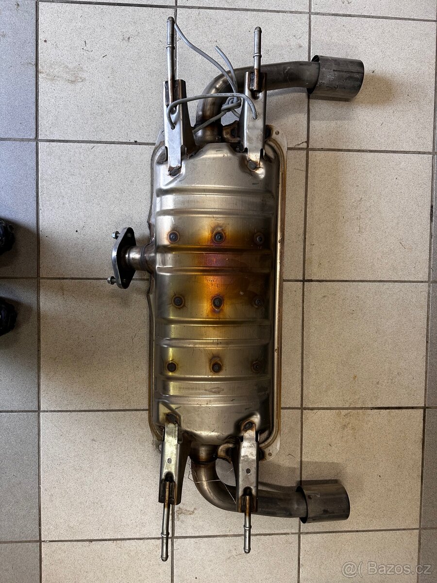 Výfuk Abarth 124 spider - 3