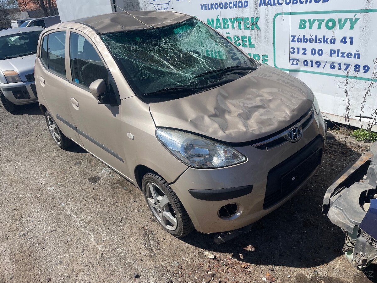 Huyndai i10 1.1i G4H6 48,5 kw - 3