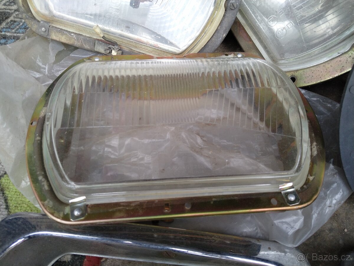 Prodám rámečky světel Wartburg 353 - 3