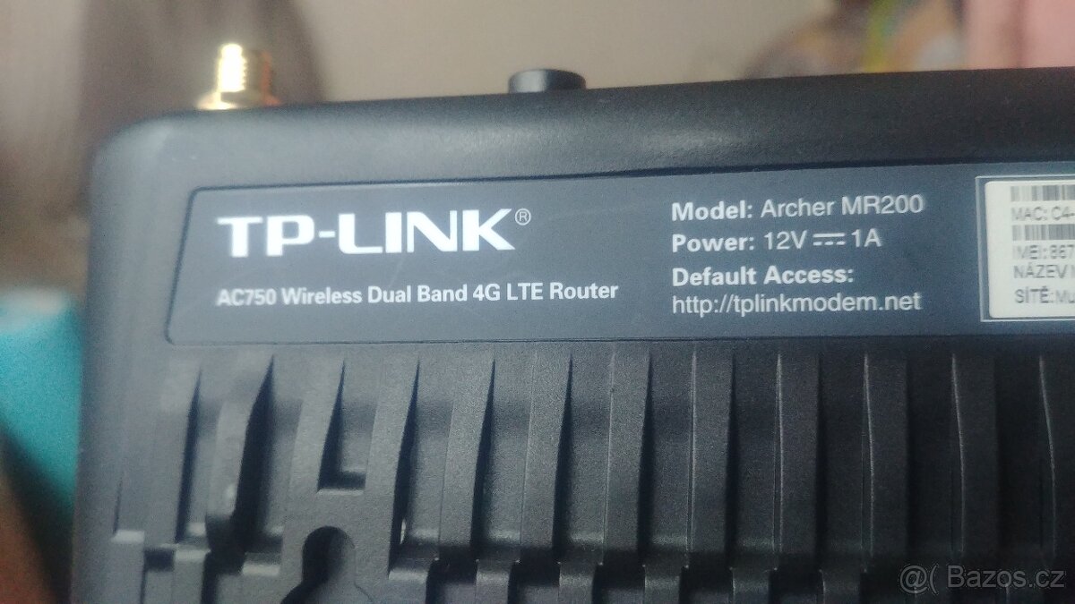 TP LINK MR200 ROUTER 4G LTE NA SIM - 3