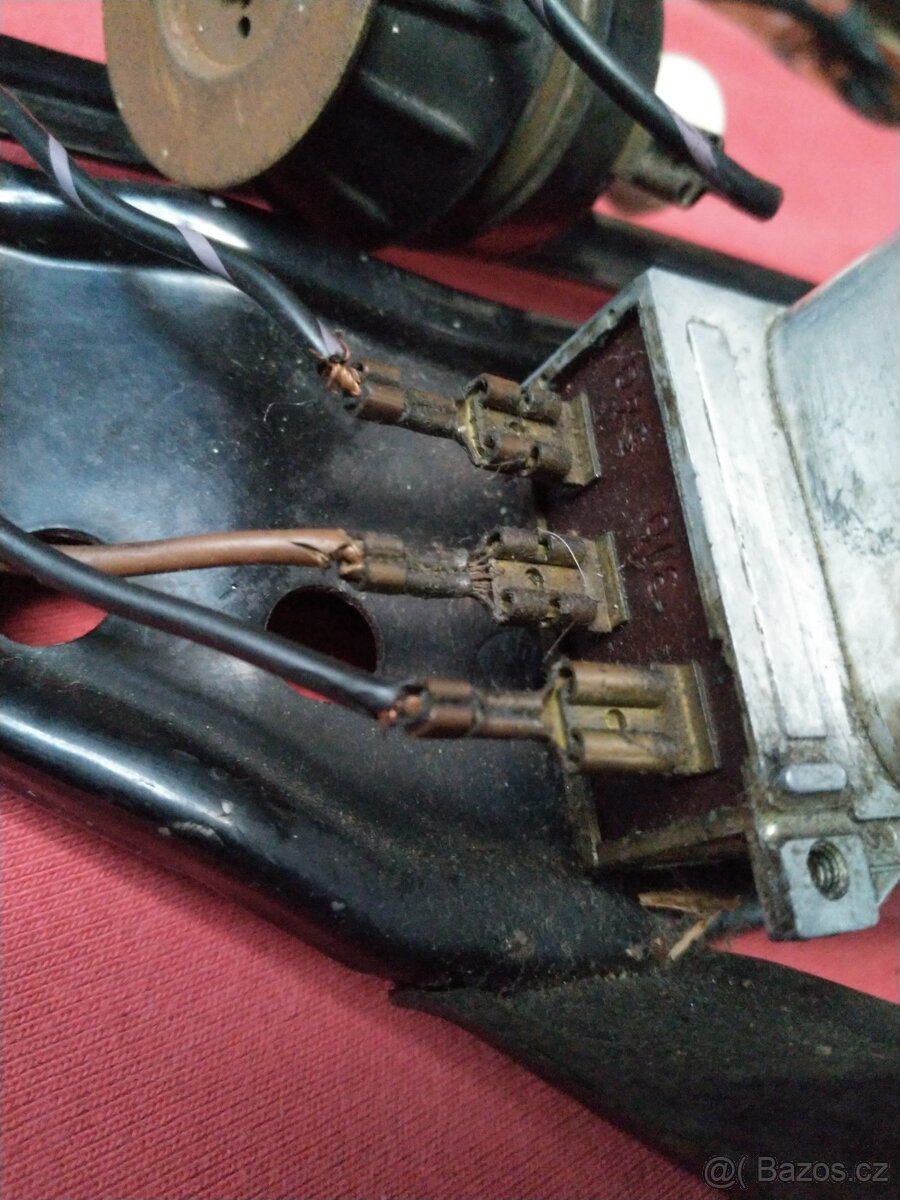 Prodám na vw brouk dědek + - rok 1960 - 3