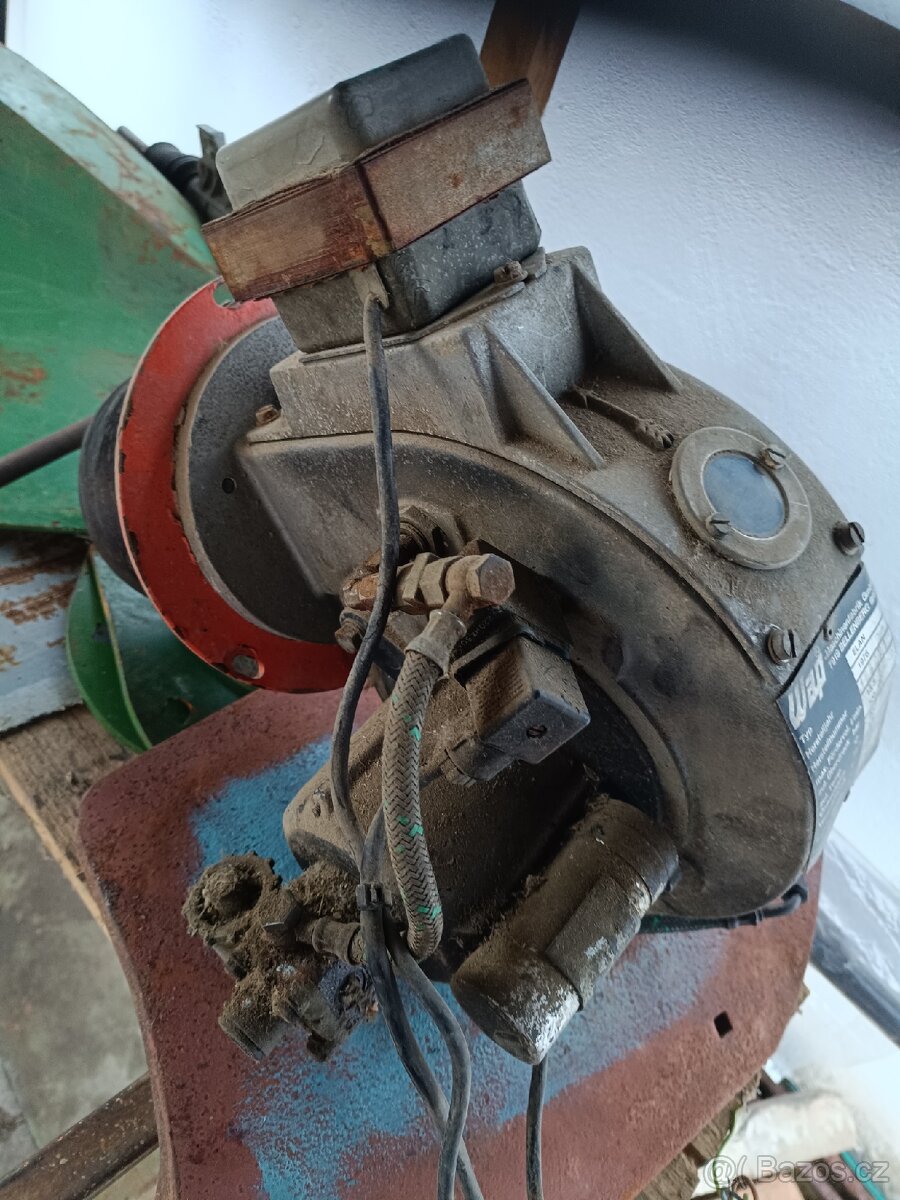 Naftový hořák. - 3