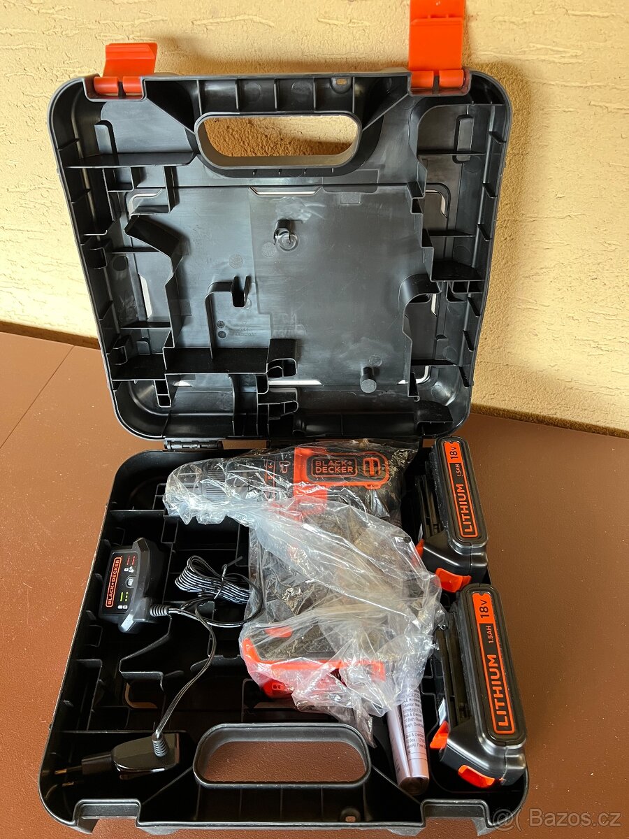 Aku príklepová vŕtačka Black&Decker BDCHD18KB + 2 batérie - 3