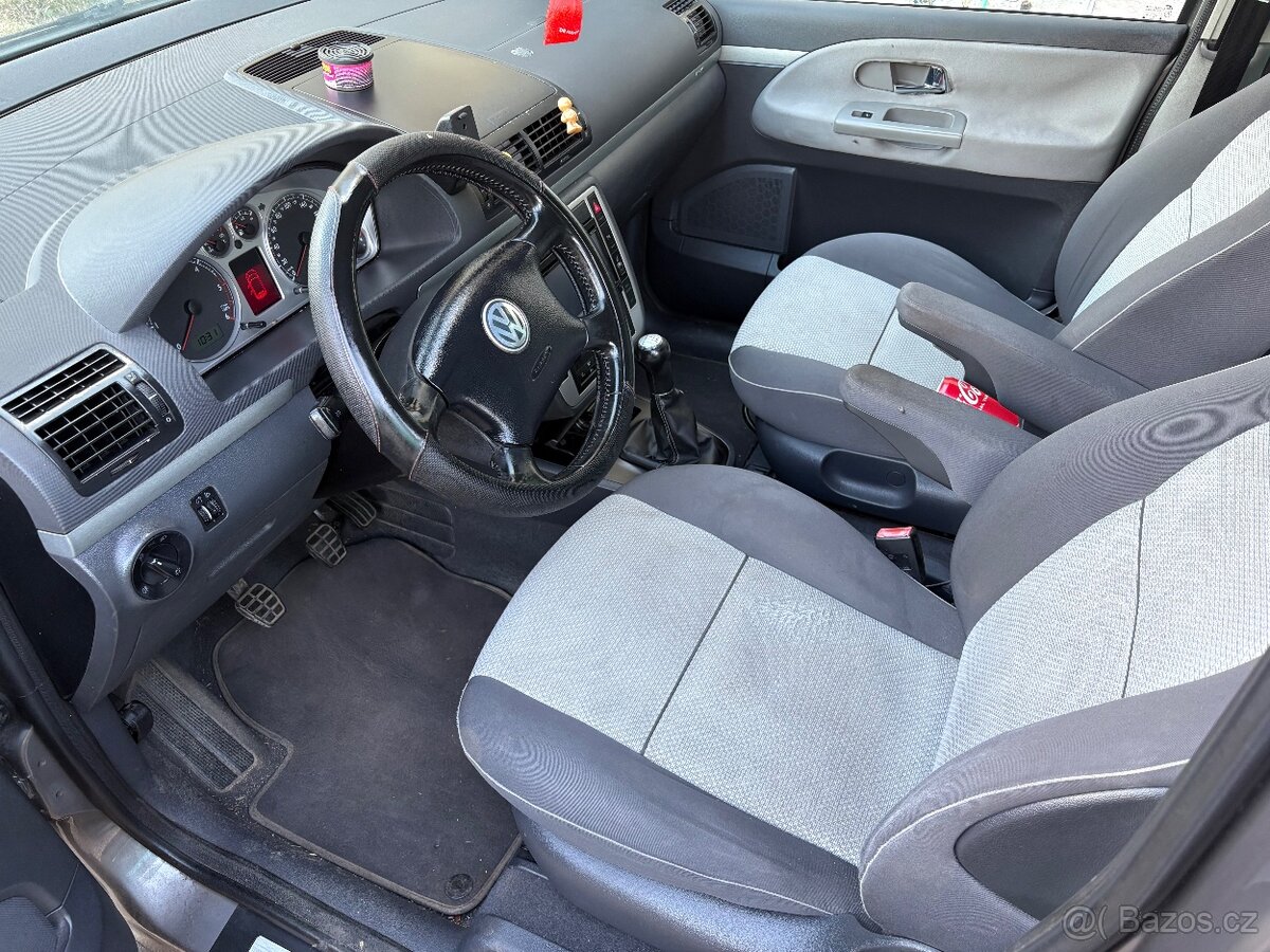 Sharan 2.0 TDi 7 místne - 3