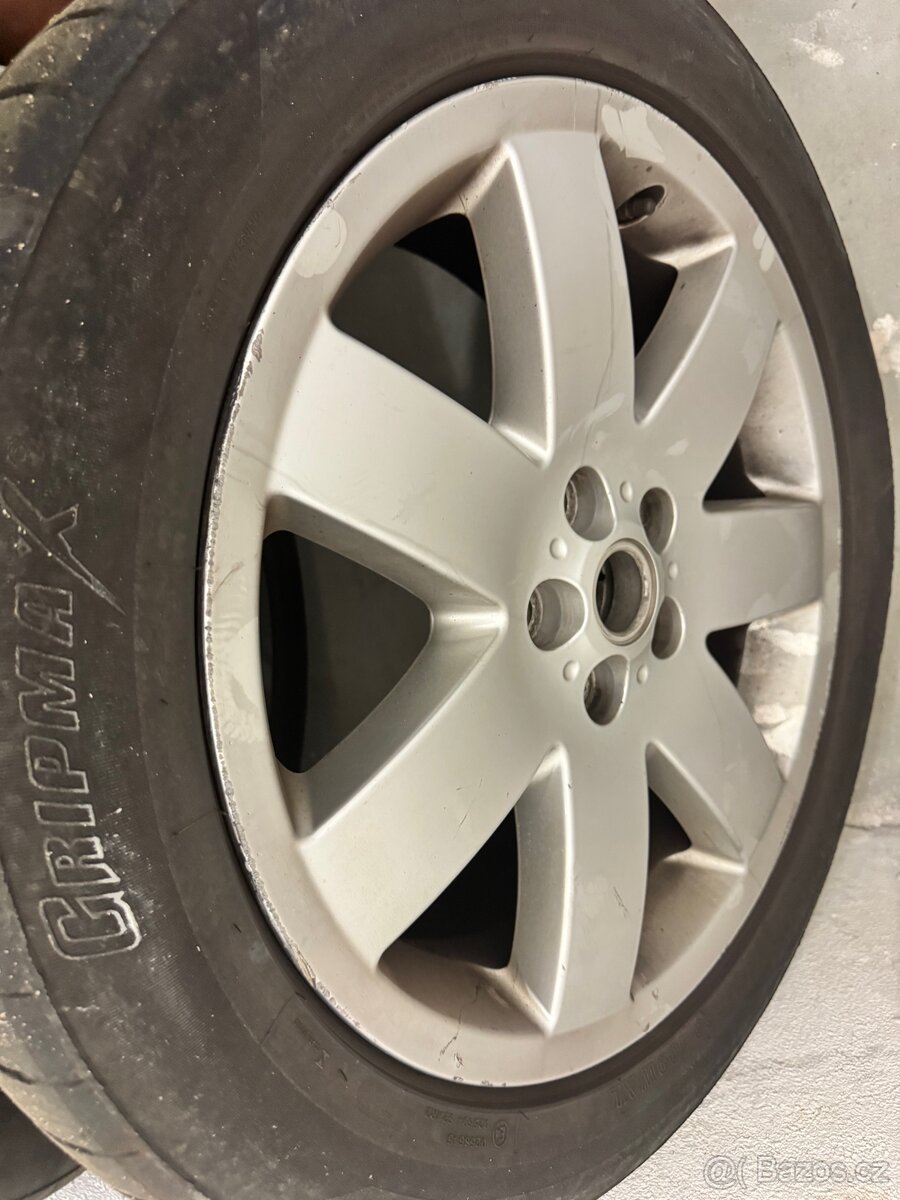 Kola R20 včetně pneu z Range Roveru L322