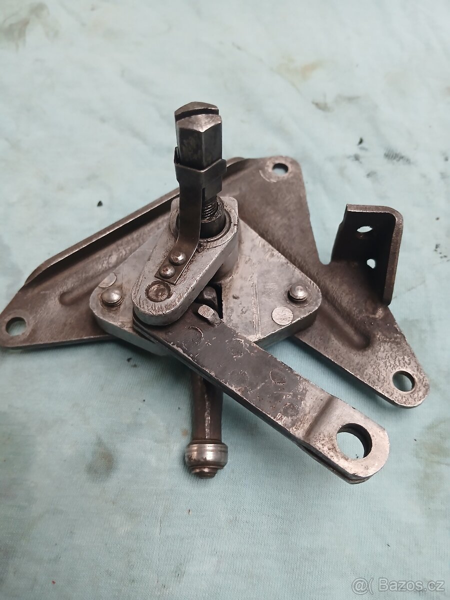 Jawa pérák 250 - 3