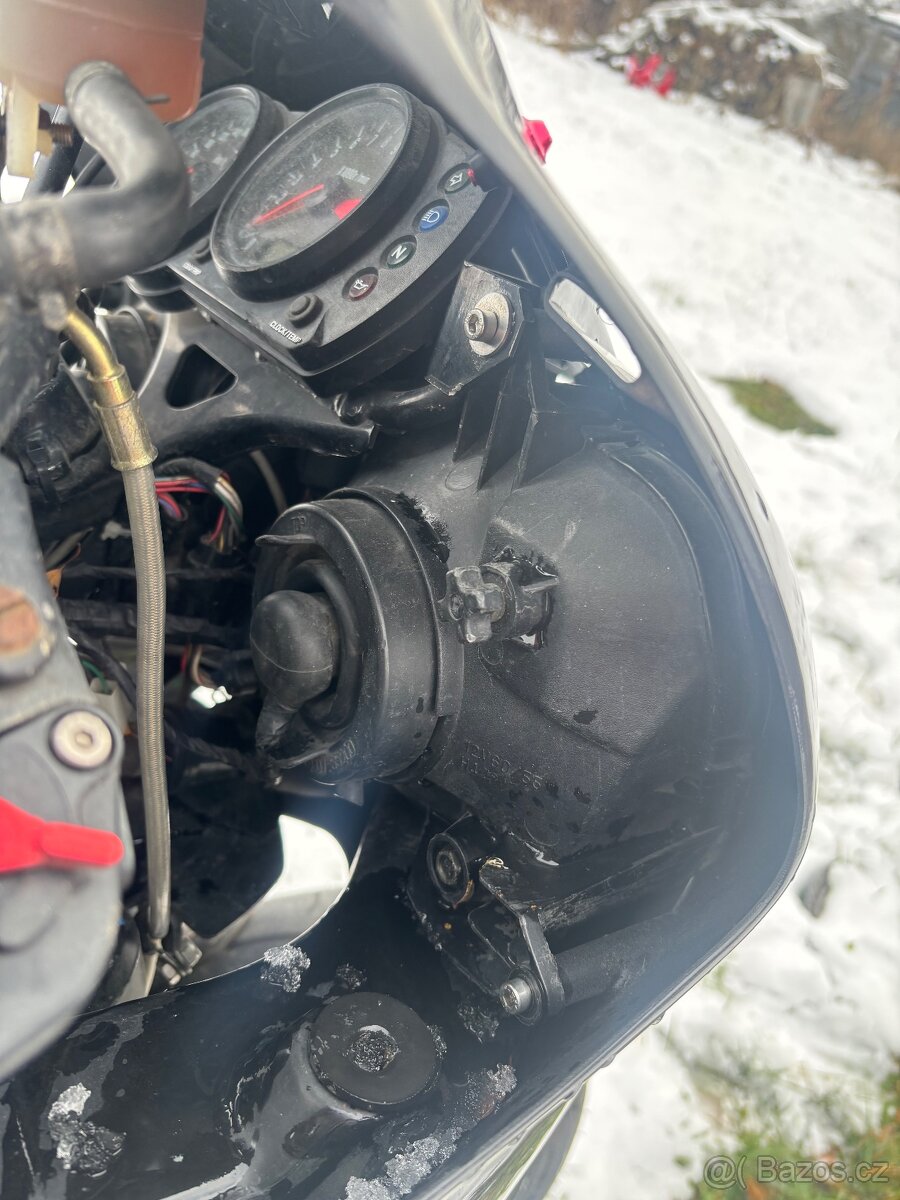 Predni svetlo na Kawasaki Zx9R Ninja 00-03 Zx6R 00-02 - 3