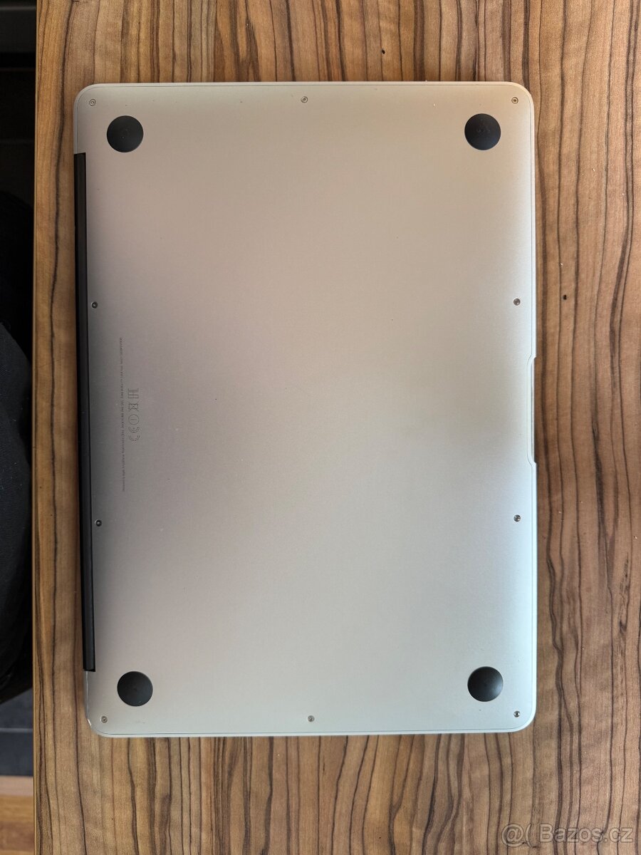 ✨ Prodám MacBook Air 13” – Model A1466 ✨ + Magic Mouse - 3