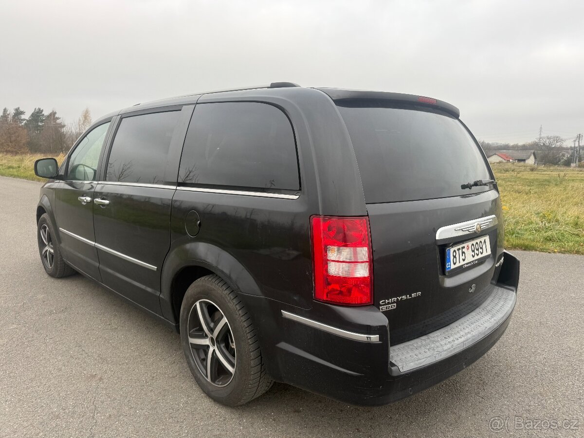 Chrysler Grand Voyager 2,8 CRD Automat 7mist stl 10/27 - 3