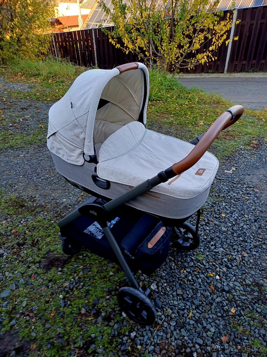 Krásný luxusní kočárek v záruce - 3