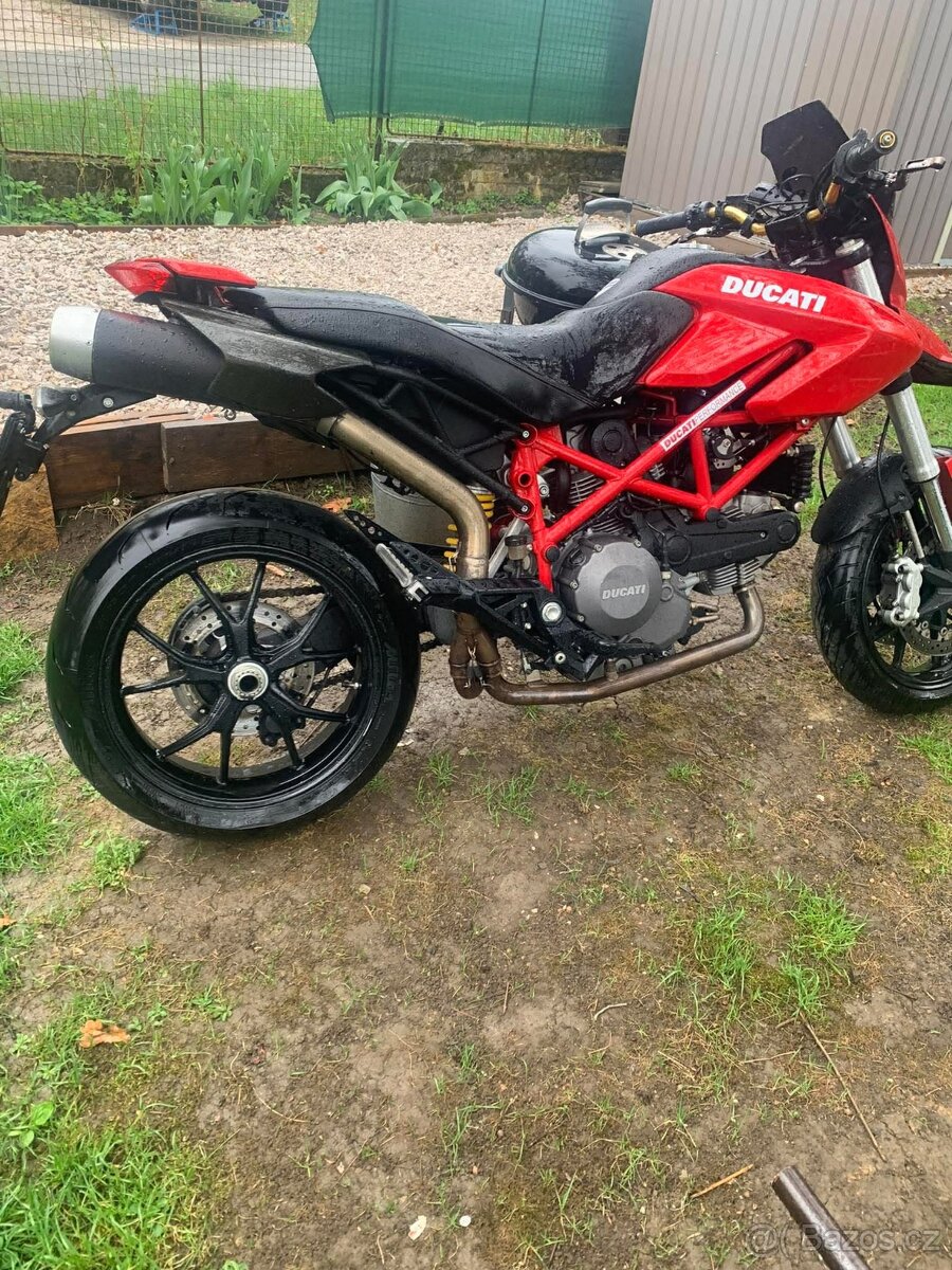Ducati Hypermotard 796 - 3