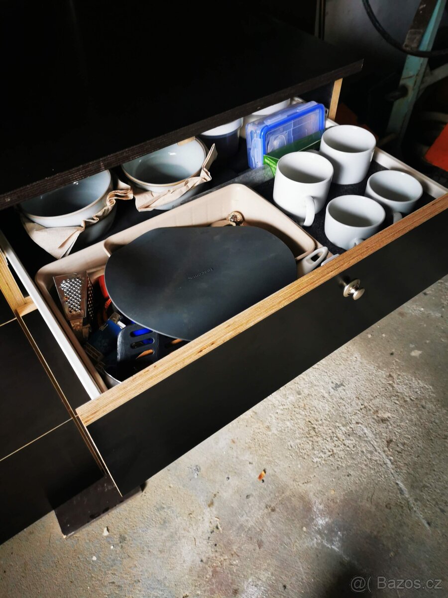 nábytek do dodávky - 3