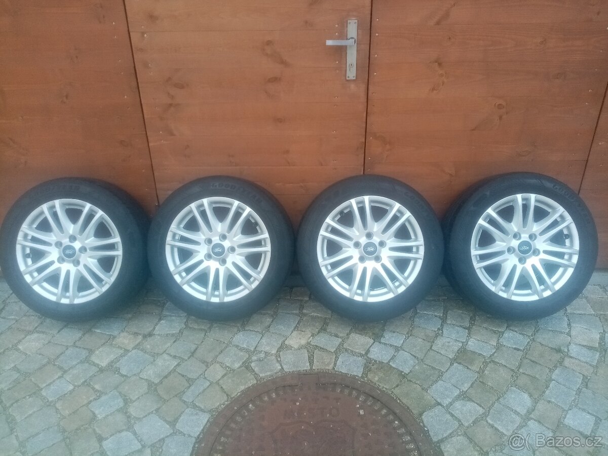 FORD SADA LETNÍCH LITÝCH KOL R16 - 3