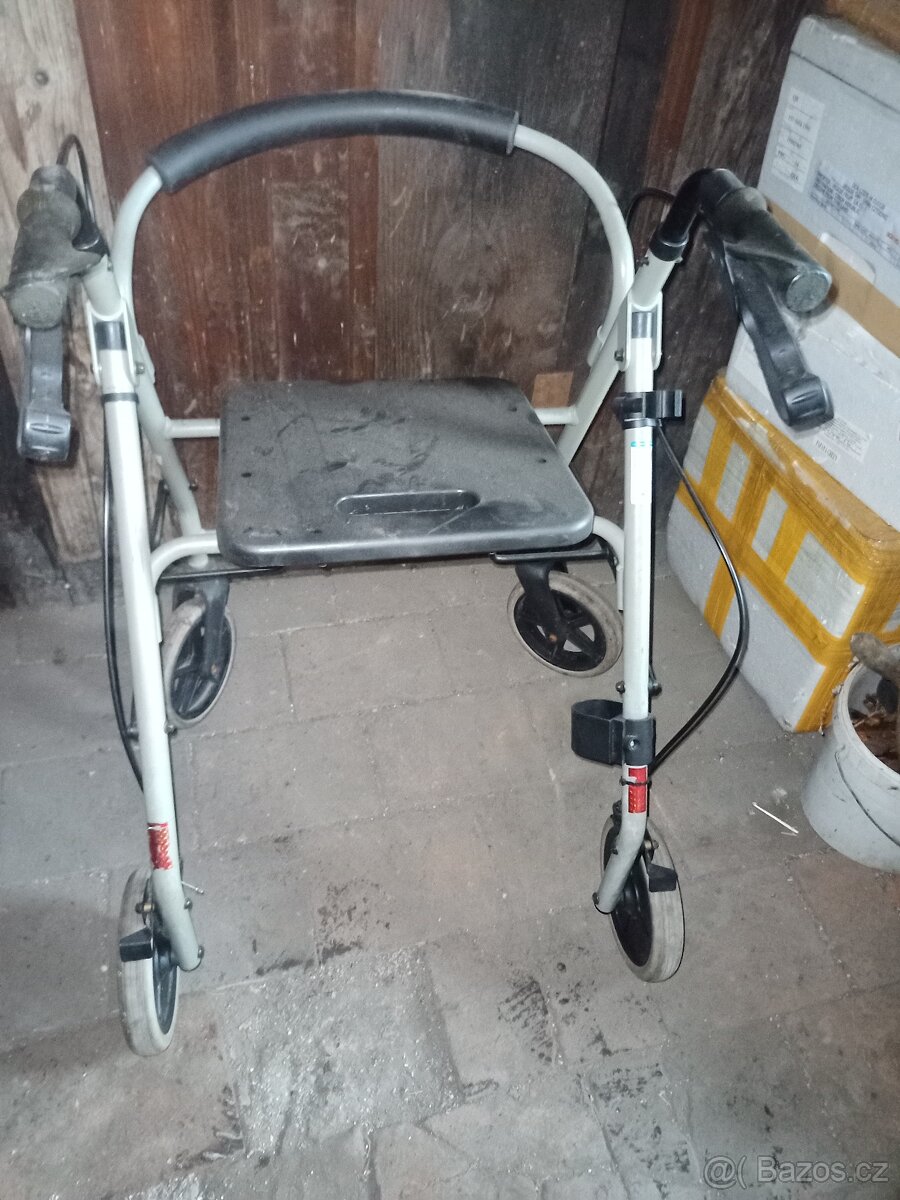 Prodám chodítko pro seniora - 3