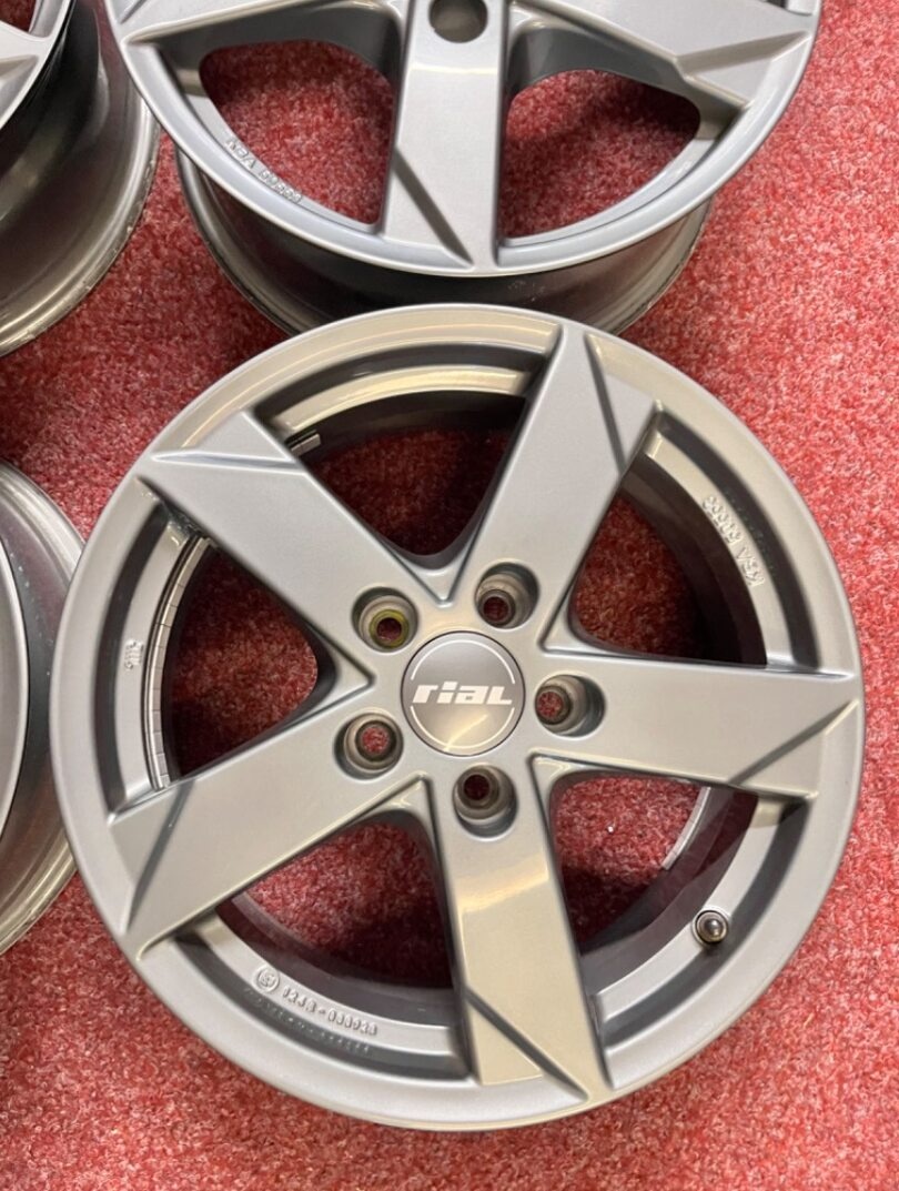 5x112 R16 alu disky Rial - ET 33 - 3