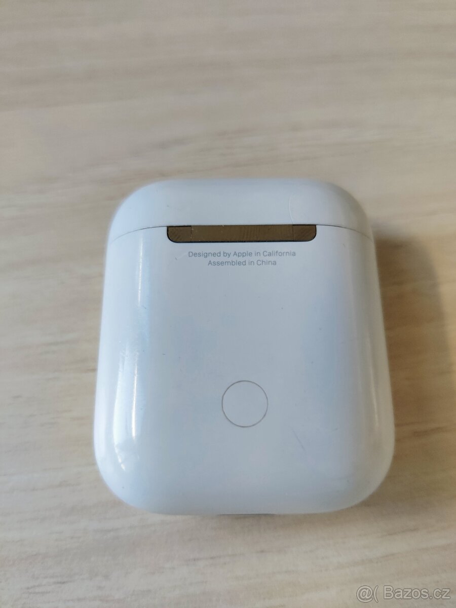 Apple AirPods (2. generace) - 3