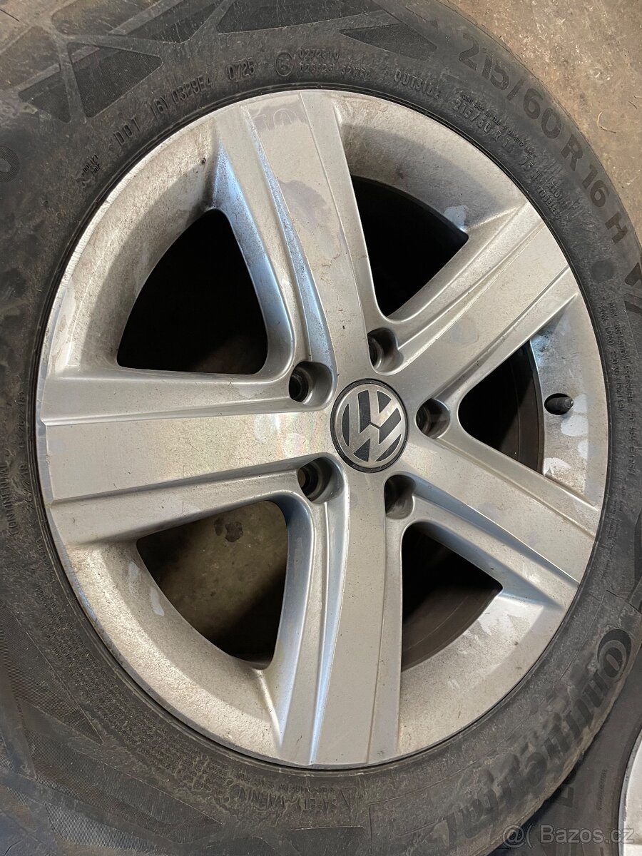 VW 6,5jx16 et33, letní 215/60 - 3