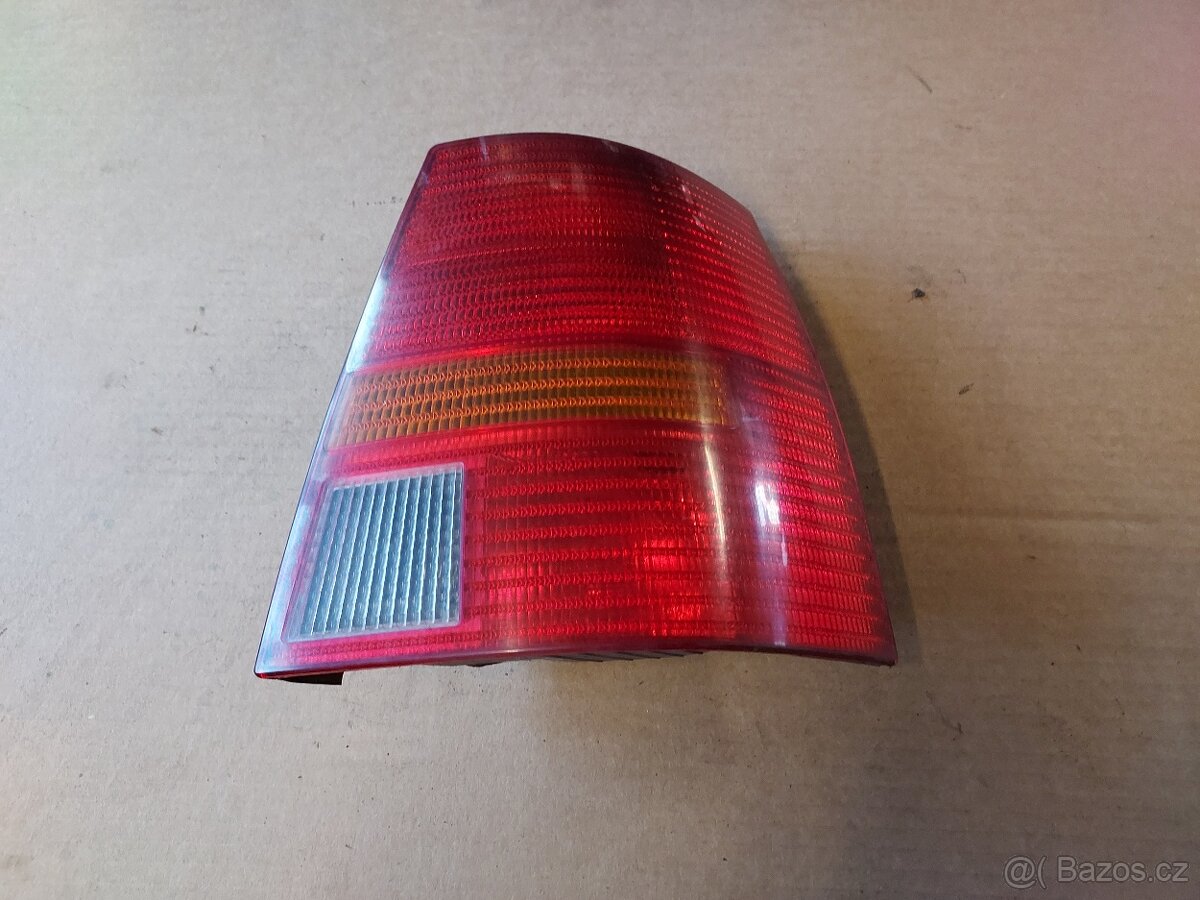 zadní světla VW Golf 4 kombi - 3