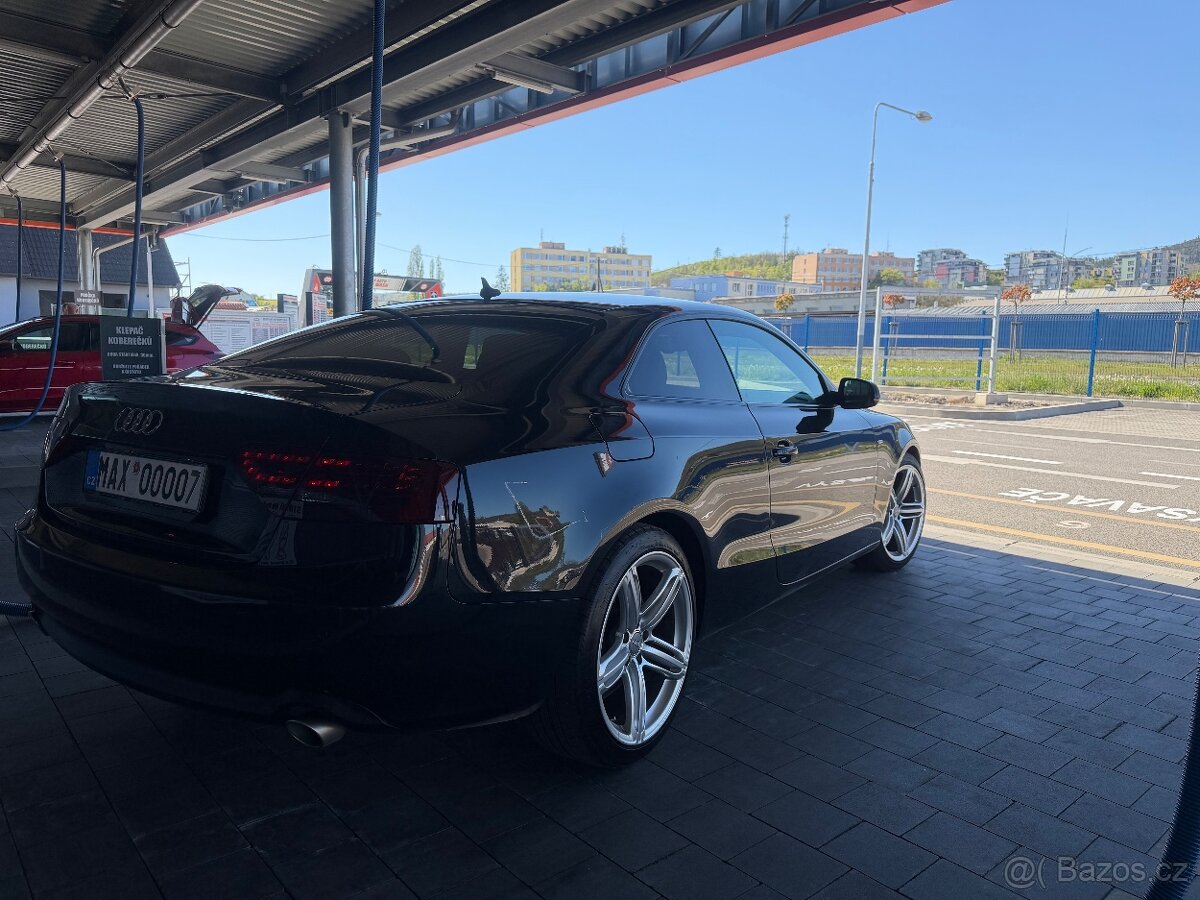 Audi A5 2.7 TDI S-LINE - 3