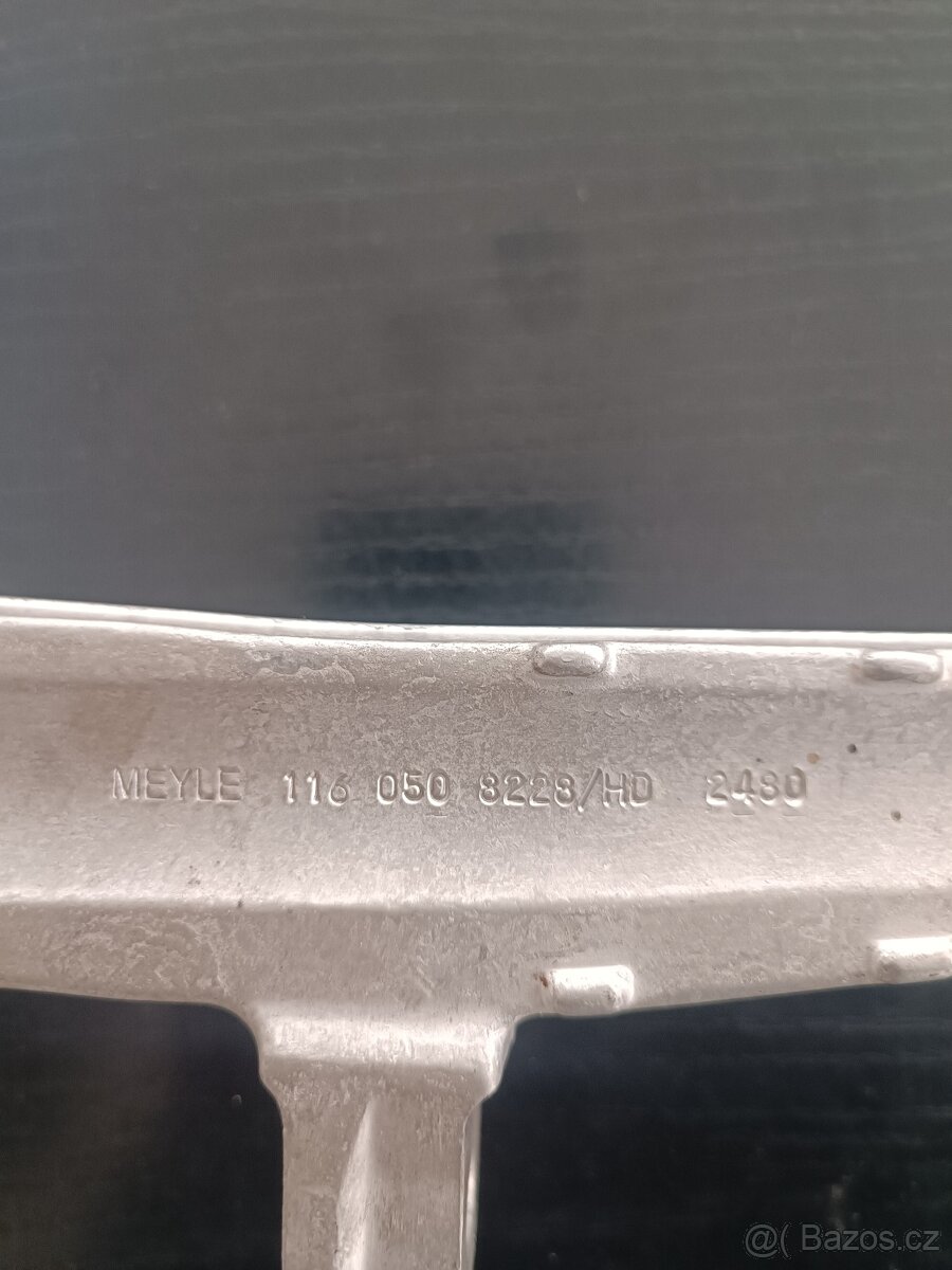 Příčné rameno Superb + Passat - 3