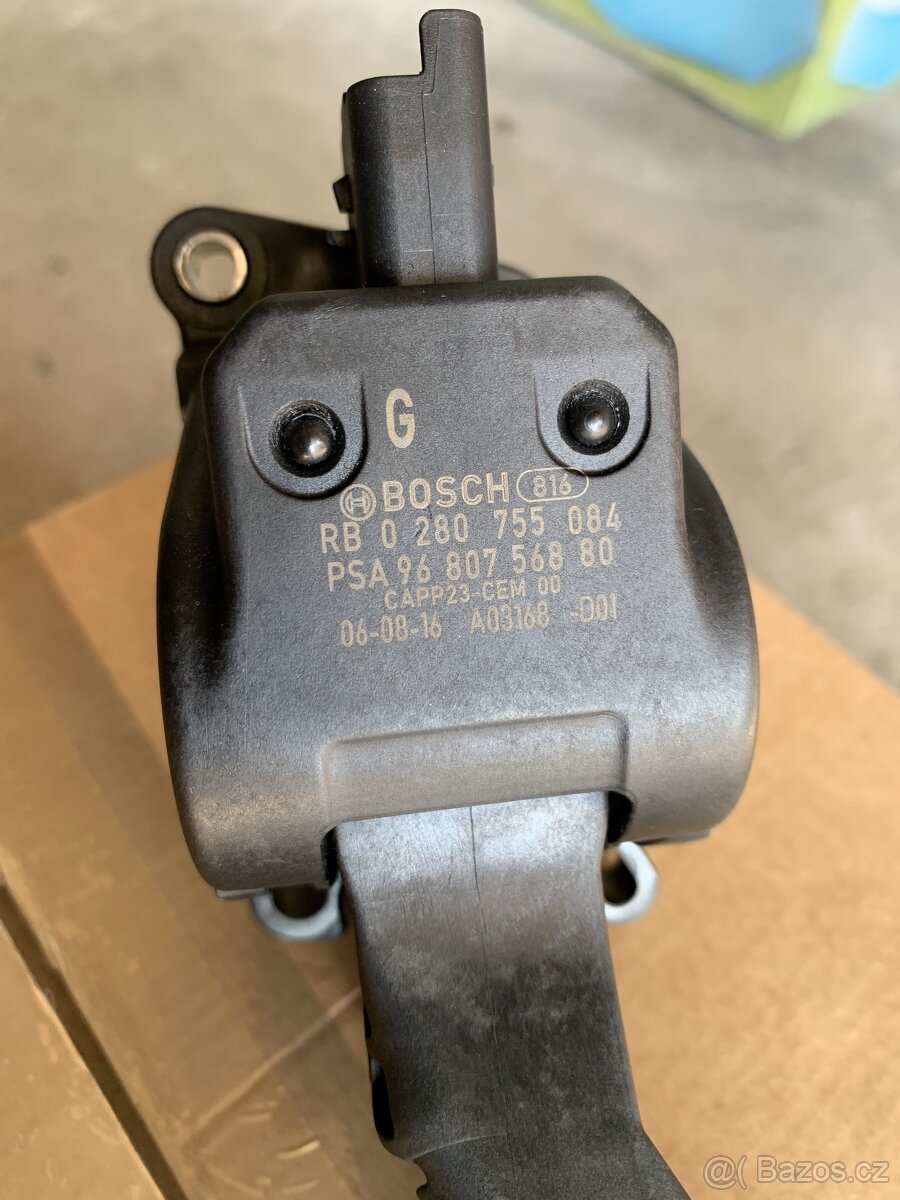 Peugeot 307 plynový pedál-originál - 3