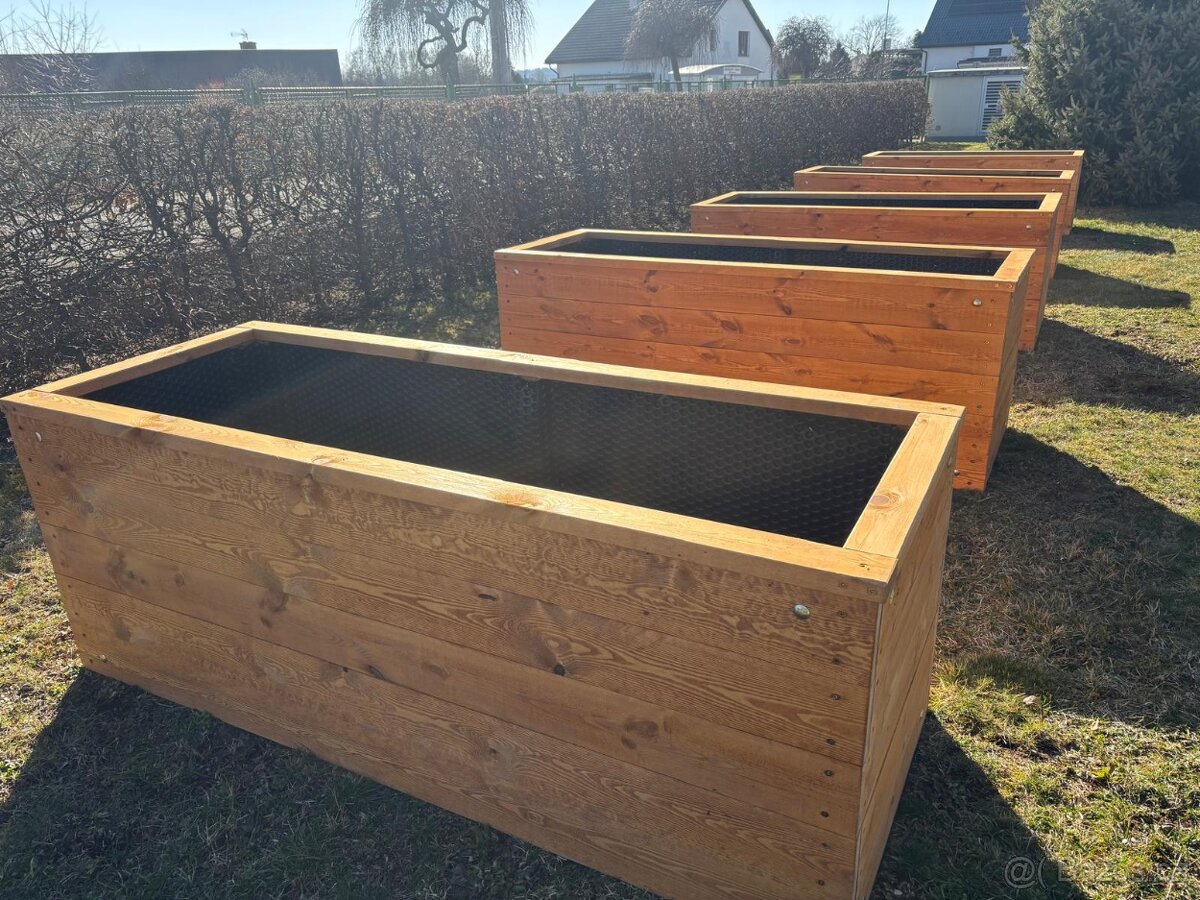 Vyvýšený záhon, květináč, truhlík - 3