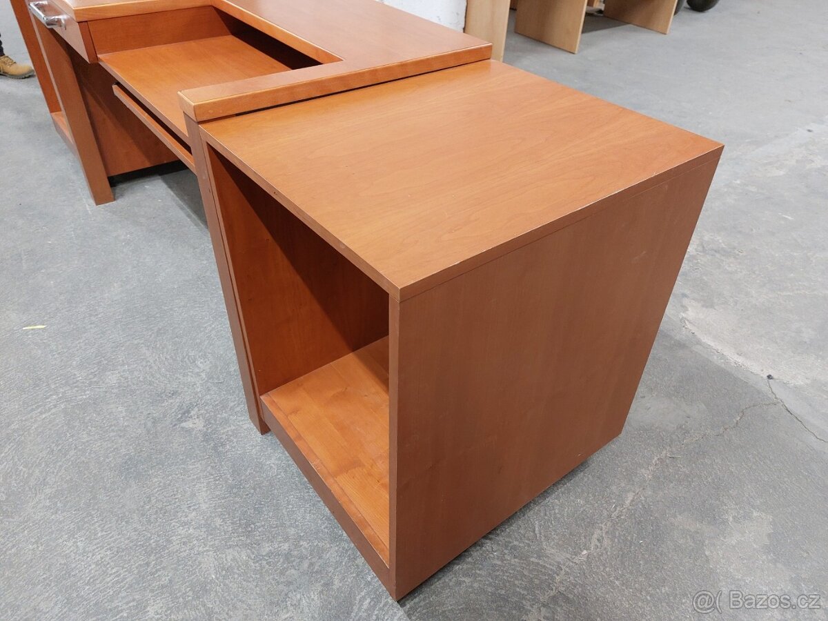 Stolek + 2 skříňky do kanceláře, student. pokoje - 3