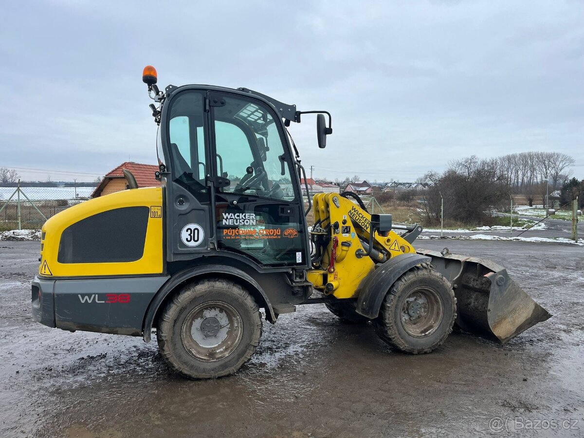kloubový nakladač WACKER NEUSON WL38 - 3
