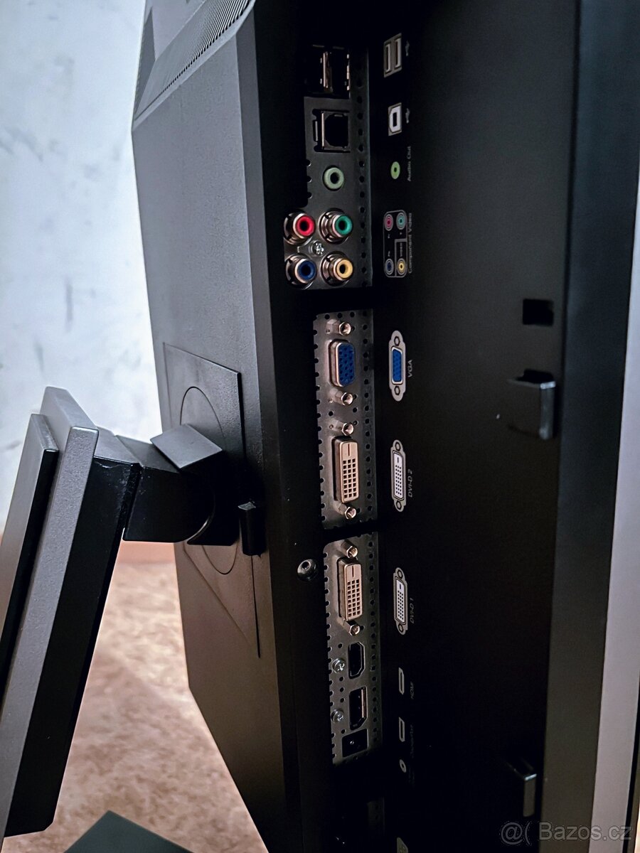 Profesionální monitor Dell UltraSharp U2410f - 3