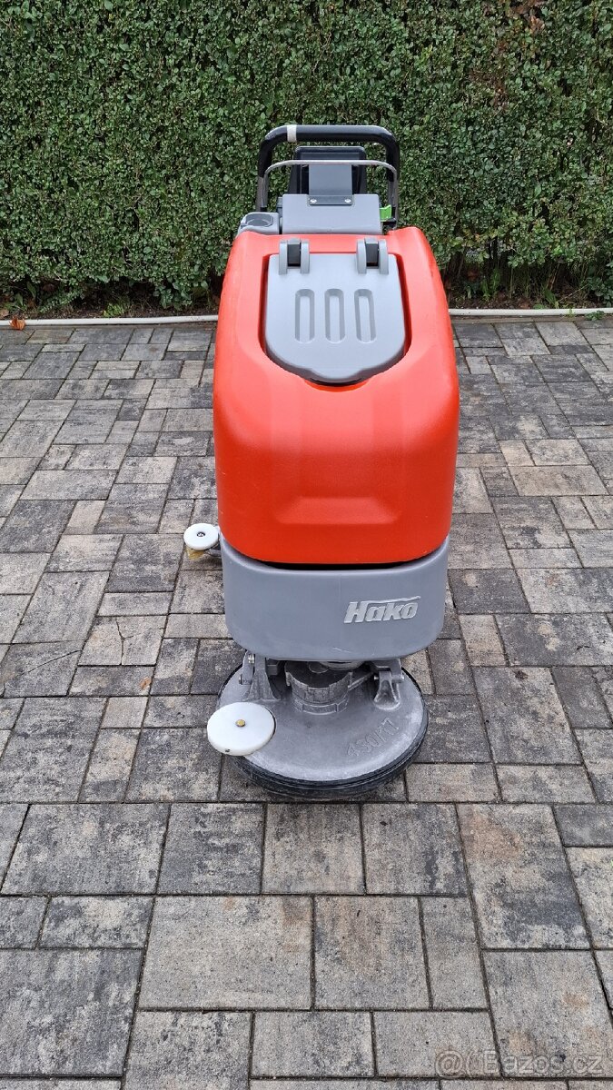 Podlahový mycí stroj Hako Scrubaster B45 - 3