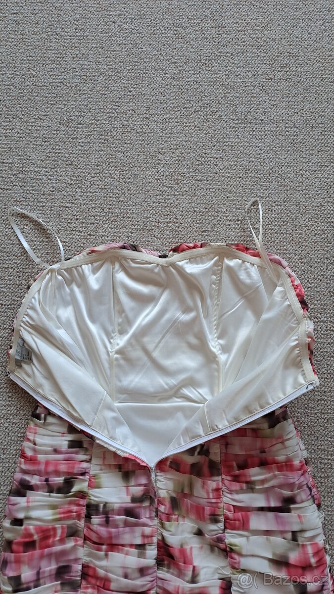 svatební šaty S-M - 3