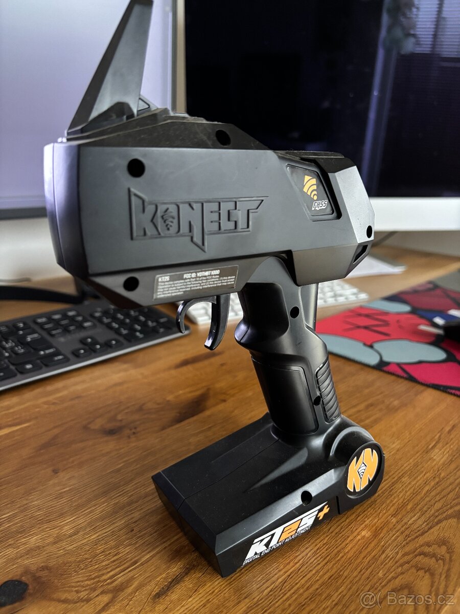 RC model - Revolt BX 10v4 - 3