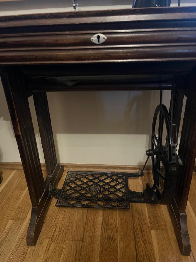 Šicí stroj Csepel 30 - 3