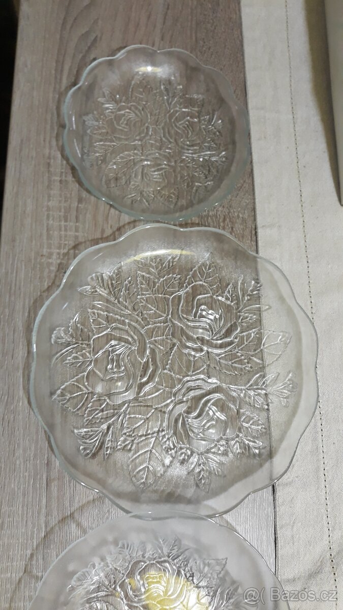 Jídelní sada talířu - 3