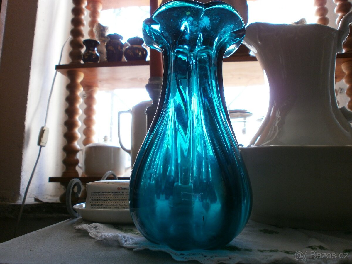 Pěkná modrozelená váza - 3