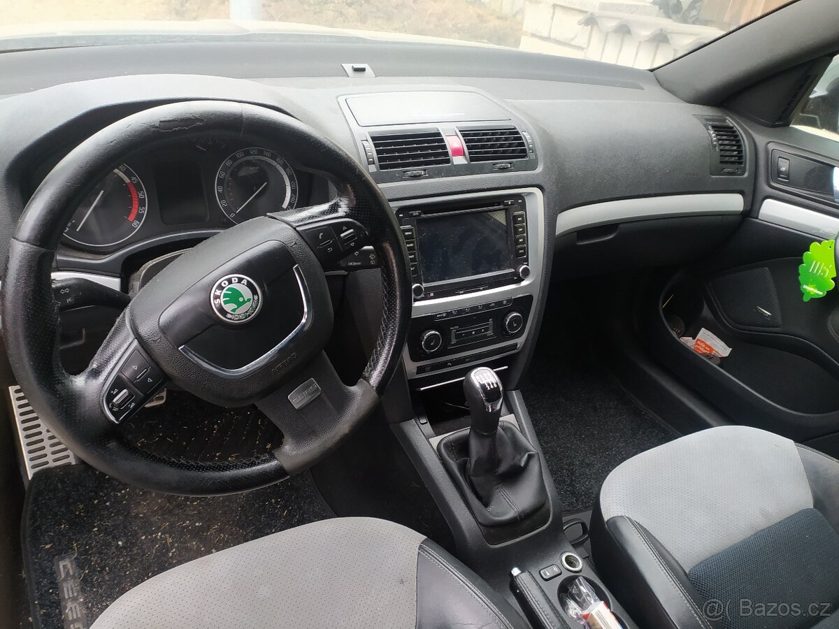 Octavia 2 RS - 3