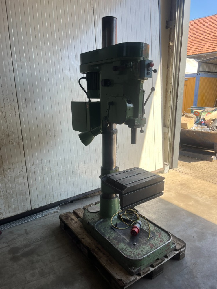 133. Sloupová vrtačka VS 32B - 3