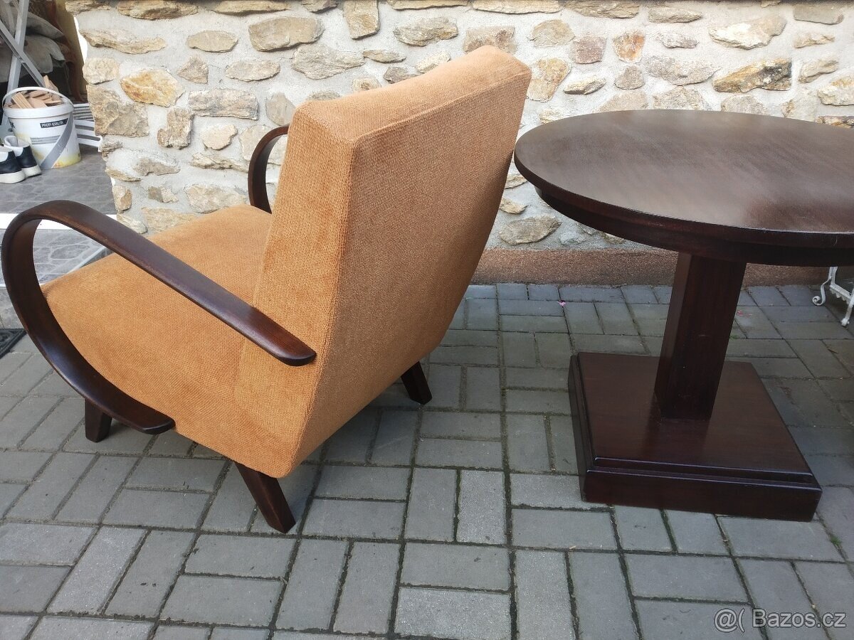 Křesla J.Halabala. - 3