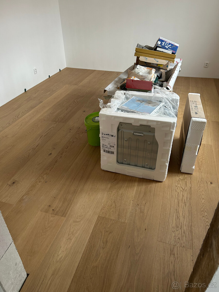 třívrstvá dubová podlaha ESCO 5 m2 - 3