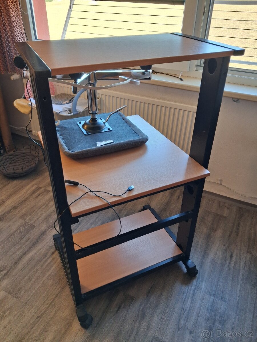stůl + židle + lampička TOP STAV - 3