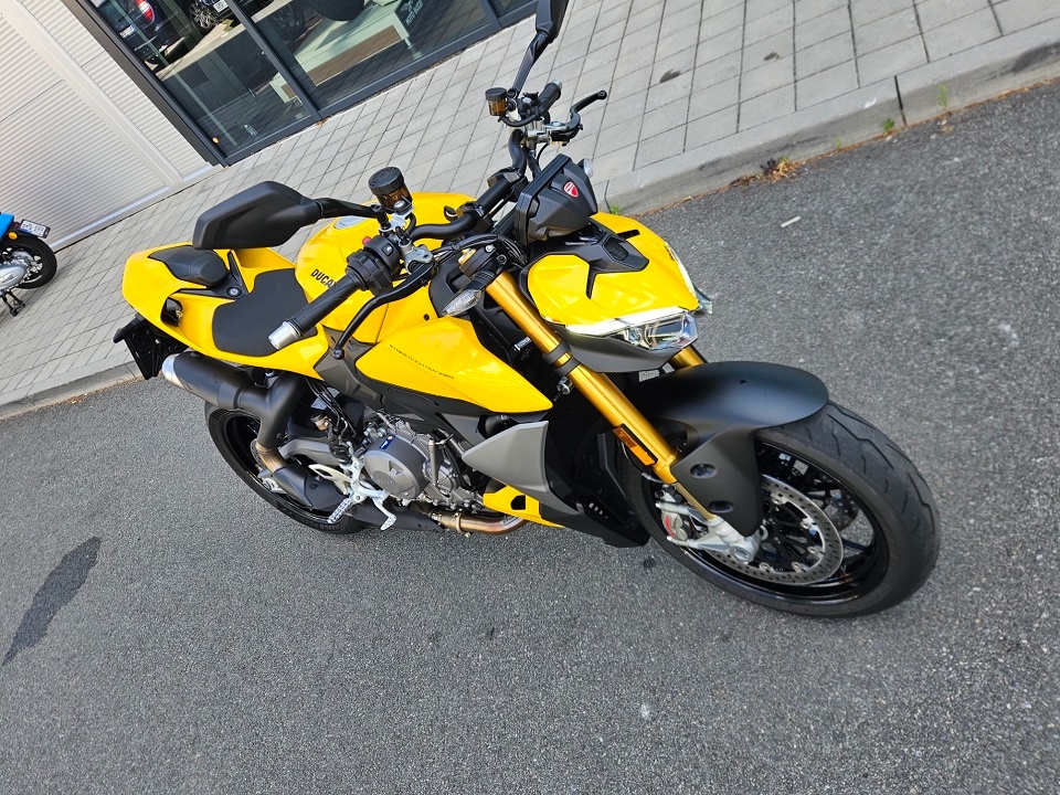 Ducati Streetfigter V2 S - 3