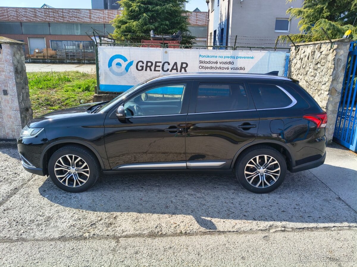 MITSUBISHI OUTLANDER 2,0 MIVEC 2WD CVT - 3