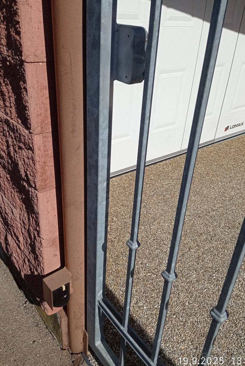 Prodám vjezdová vrata - 3